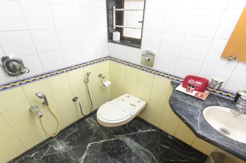 Hotel Peace Park Panvel Extérieur photo