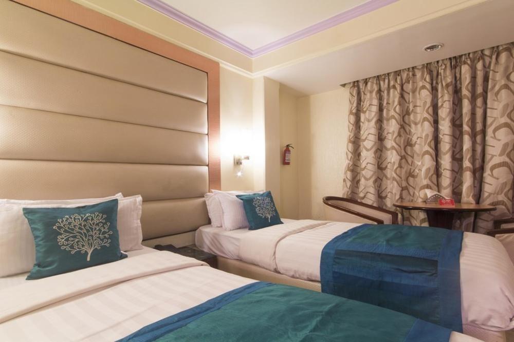 Hotel Peace Park Panvel Extérieur photo