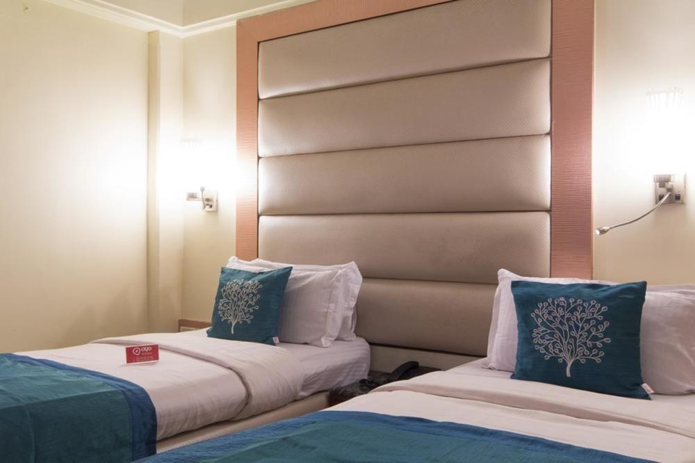 Hotel Peace Park Panvel Extérieur photo